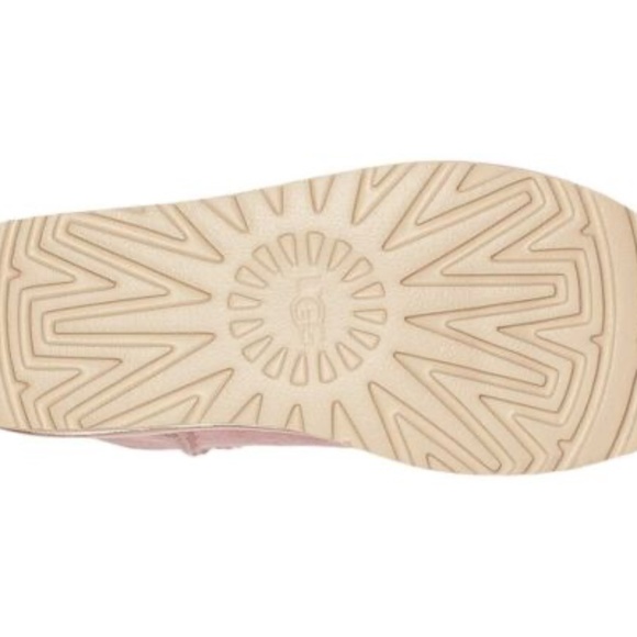 NEW UGG CLASSIC MINI SHINE Sheepskin Ankle Boots 1120872 SHELL PINK SIZE 7 NIB - Picture 9 of 14